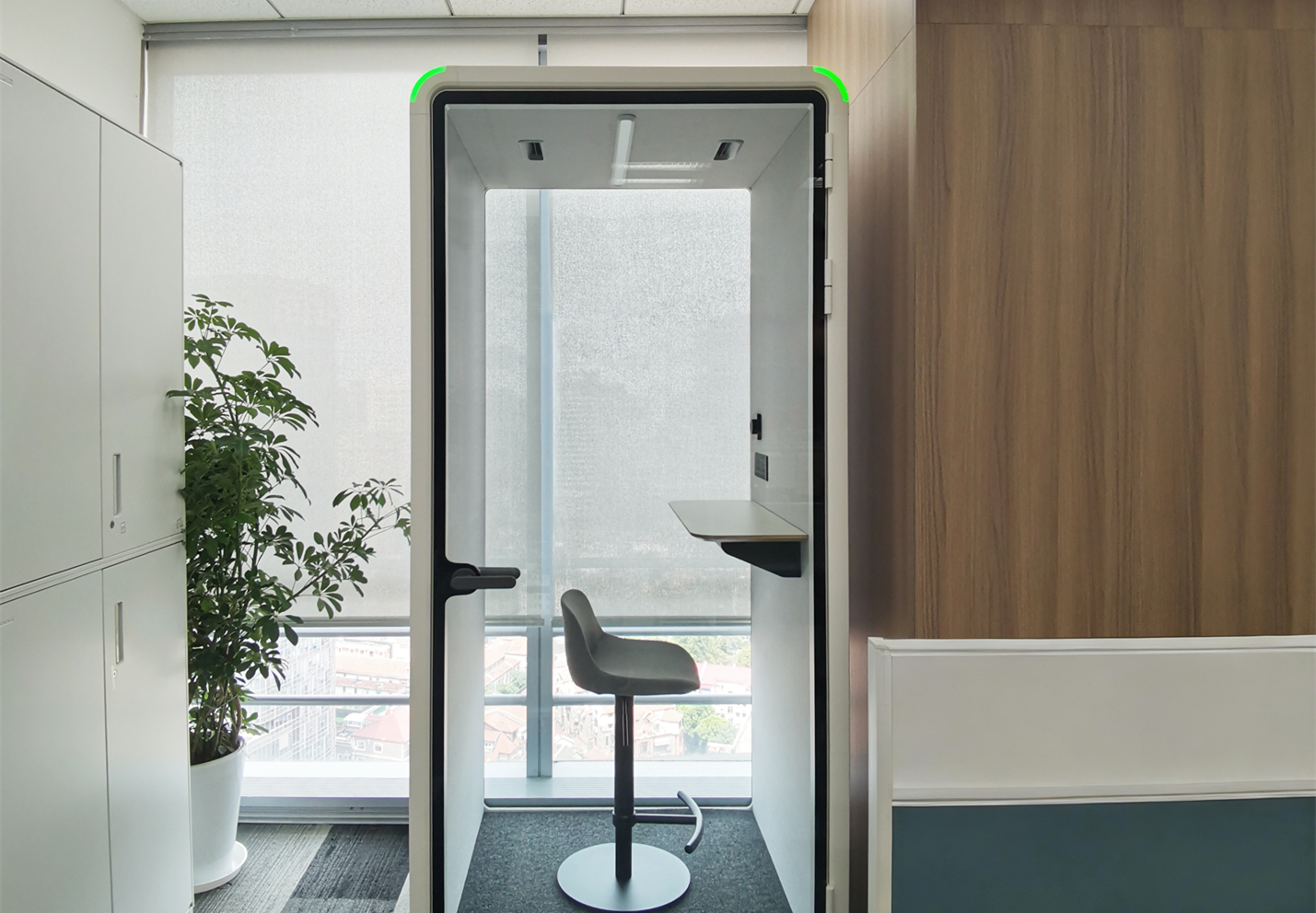 HECOR Single Office Pod Brings a Cramped Office Space to Life